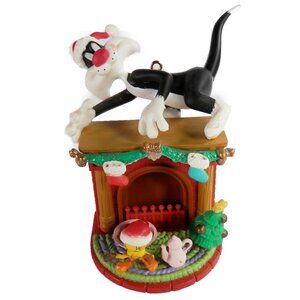Vtg 1999 Trevco Looney Toons Holiday Ornament Sylvester Tweety Fireplace 3"